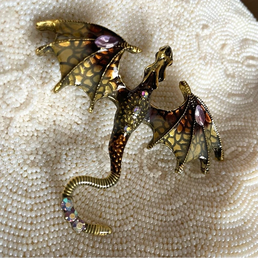 ✨Betsey Johnson Draco Brooch - Picture 7 of 8